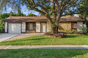 2545 Conroy Dr, North Palm Beach, FL 33403 - Photo 2