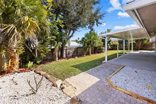 8993 SE Sandridge Ave, Hobe Sound, FL 33455 - Photo 4