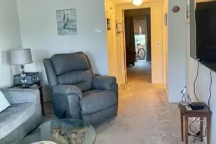 2960 Cynthia Ln, Lake Worth Beach, FL 33461 - Photo 8