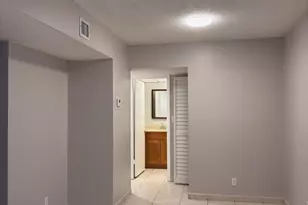 460 NW 20th St, Boca Raton, FL 33431 - Photo 6