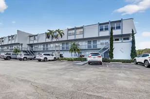 9500 SW 3rd St, Boca Raton, FL 33428 - Photo 40