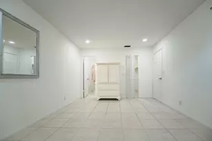 438 Lake Carol Dr, West Palm Beach, FL 33411 - Photo 12