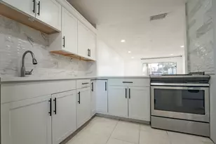 438 Lake Carol Dr, West Palm Beach, FL 33411 - Photo 8