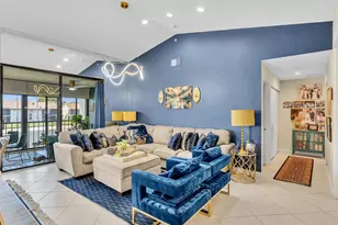 10215 N Circle Lake Dr, Boynton Beach, FL 33437 - Photo 12