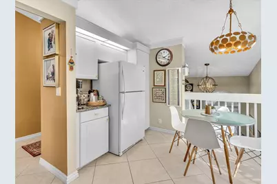 10215 N Circle Lake Drive #201, Boynton Beach, FL 33437 - Photo 6