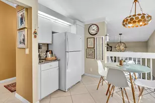 10215 N Circle Lake Dr, Boynton Beach, FL 33437 - Photo 6