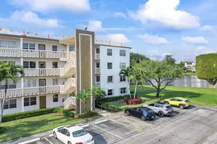 1037 Guildford C, Boca Raton, FL 33434 - Photo 18