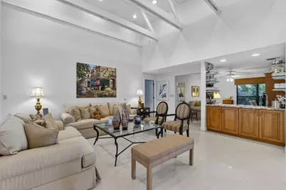 4881 Pineview Circle, Delray Beach, FL 33445 - Photo 8