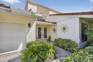 4881 Pineview Cir, Delray Beach, FL 33445 - Photo 2