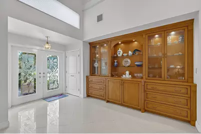 4881 Pineview Circle, Delray Beach, FL 33445 - Photo 4