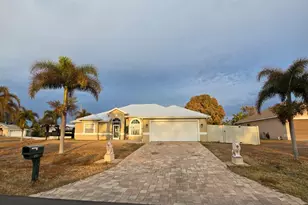 3212 SE Pinto St, Port Saint Lucie, FL 34984 - Photo 1