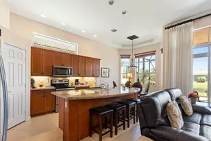 8709 Via Grande E, Wellington, FL 33411 - Photo 14