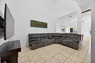 2332 SE 16th Terrace, Homestead, FL 33035 - Photo 2
