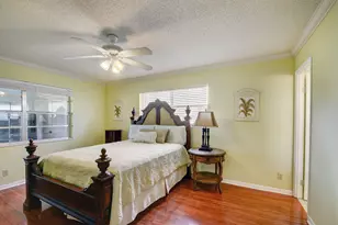 219 Lake Meryl Dr, West Palm Beach, FL 33411 - Photo 8