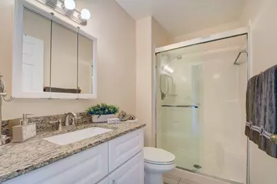 219 Lake Meryl Drive, West Palm Beach, FL 33411 - Photo 14