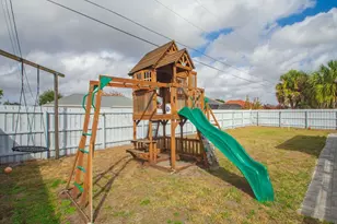 4660 SW Flintstone Dr, Port Saint Lucie, FL 34953 - Photo 30