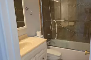 3368 Rossi Ct, West Palm Beach, FL 33417 - Photo 6