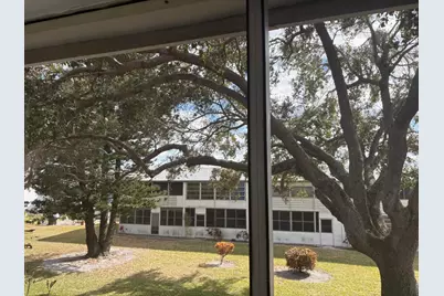 239 Sussex L, West Palm Beach, FL 33417 - Photo 10