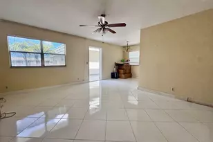 137 Monaco C, Delray Beach, FL 33446 - Photo 2