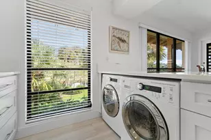 655 Brackenwood Cove, Palm Beach Gardens, FL 33418 - Photo 18