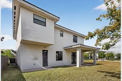 15505 NW 89th Court, Hialeah, FL 33018 - Photo 40