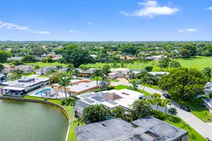 6106 Royal Poinciana Ln, Tamarac, FL 33319 - Photo 18