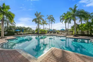 1386 Beacon Cir, Wellington, FL 33414 - Photo 30