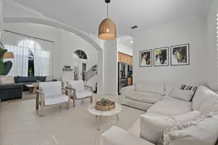 1386 Beacon Cir, Wellington, FL 33414 - Photo 4