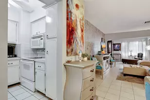 2131 NE 42nd Ct, Pompano Beach, FL 33064 - Photo 6