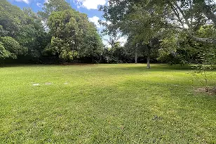 8251 Bowie Way, Lake Worth, FL 33467 - Photo 32