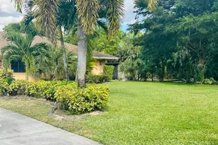 8251 Bowie Way, Lake Worth, FL 33467 - Photo 14