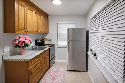 331 Walton Boulevard #5, West Palm Beach, FL 33405 - Photo 2