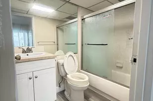 323 Tuscany F, Delray Beach, FL 33446 - Photo 20