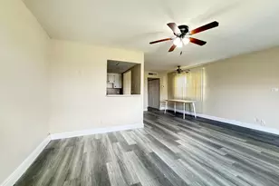 323 Tuscany F, Delray Beach, FL 33446 - Photo 4