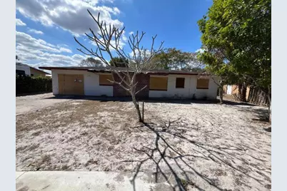 1620 SE Apache Avenue, Stuart, FL 34994 - Photo 2