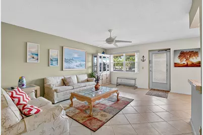 317 Windsor N, West Palm Beach, FL 33417 - Photo 2