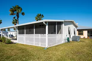 14 Jacaranda Ln, Port Saint Lucie, FL 34952 - Photo 8