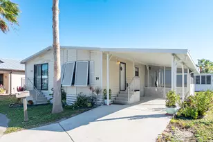 14 Jacaranda Ln, Port Saint Lucie, FL 34952 - Photo 2