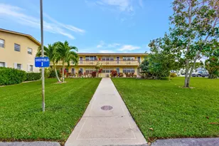 211 Sheffield I, West Palm Beach, FL 33417 - Photo 2