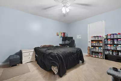 115 NE Caprona Avenue, Port Saint Lucie, FL 34983 - Photo 18