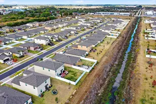 760 Carlyle Wy, Fort Pierce, FL 34947 - Photo 22