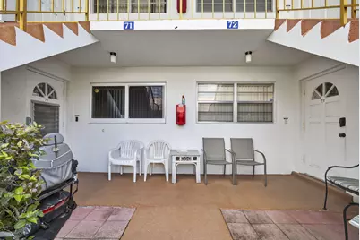 71 Plymouth I, West Palm Beach, FL 33417 - Photo 1