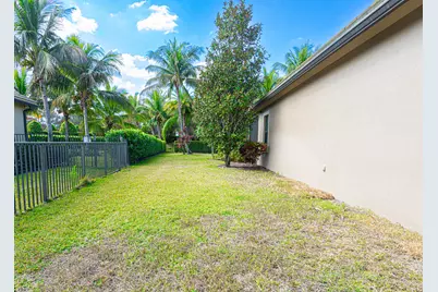 3352 Siena Circle, Wellington, FL 33414 - Photo 52