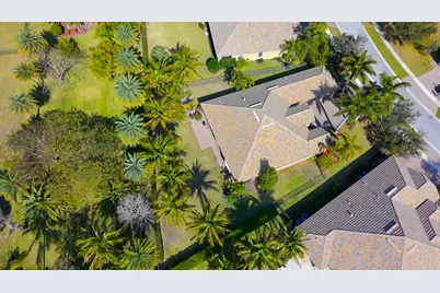 3352 Siena Circle, Wellington, FL 33414 - Photo 68