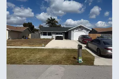 5053 El Claro Circle, West Palm Beach, FL 33415 - Photo 1