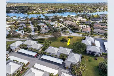 4 SE Turtle Creek Drive #B, Jupiter, FL 33469 - Photo 2