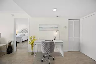 2425 Presidential Way, West Palm Beach, FL 33401 - Photo 12