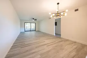 2303 Lucaya Ln, Pompano Beach, FL 33066 - Photo 4