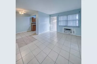 111 N L Street #8, Lake Worth Beach, FL 33460 - Photo 2