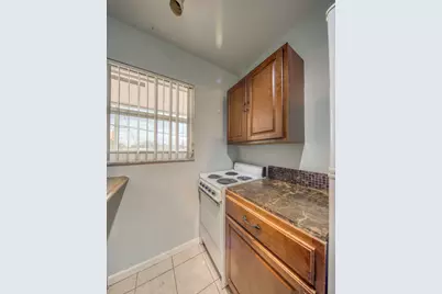 111 N L Street #8, Lake Worth Beach, FL 33460 - Photo 6